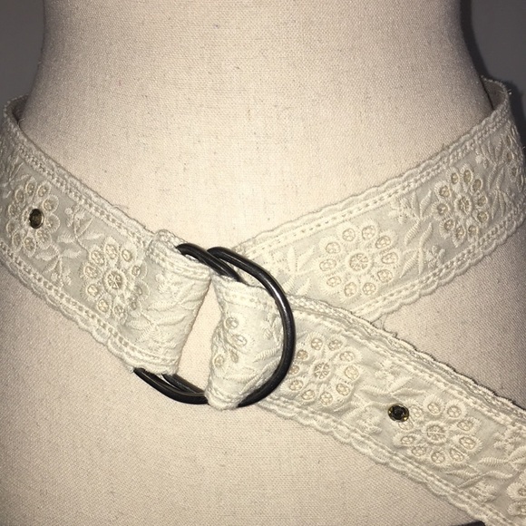 Fabric Floral Belt with Rhinestone Embellishments - Picture 3 of 7